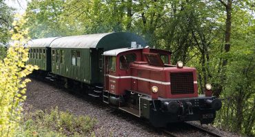 Wie sich die Ostertalbahn vom ICE unterscheidet Wie sich die Ostertalbahn vom ICE unterscheidet